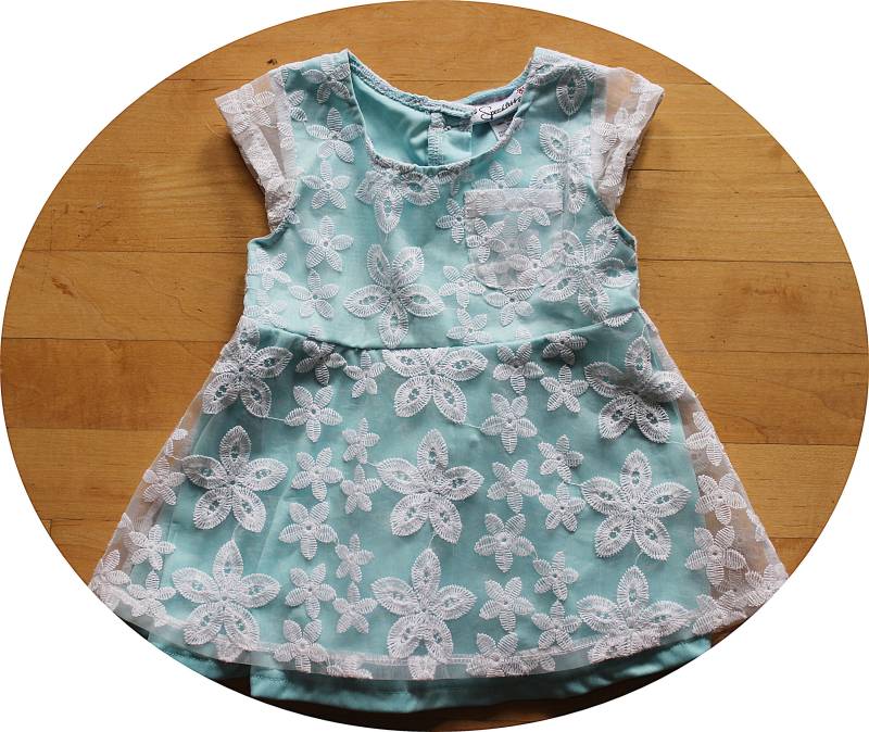 Vtg Nylon Weiß Geprägtes Schiere Über Aqua Mit Flatterärmeln Kleinkind - Partykleid Gr. 2T von BabyDresser