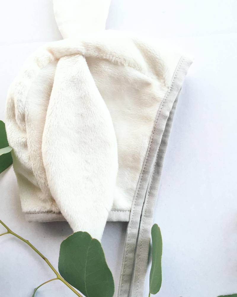 Kaninchen Baby Motorhaube - Herbst-Winter-Hut Tier Ohr Hase Neugeborene Nneugeborenefotografie Prop von BabyGrizzlyBoutique