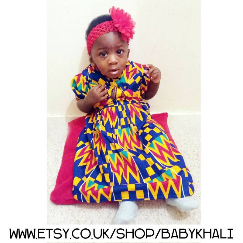 Kente Tuch Schleife, Kappe Ärmel Kleid Kente Tuch Schleife, Kappe Ärmel Kleid von BabyKhali
