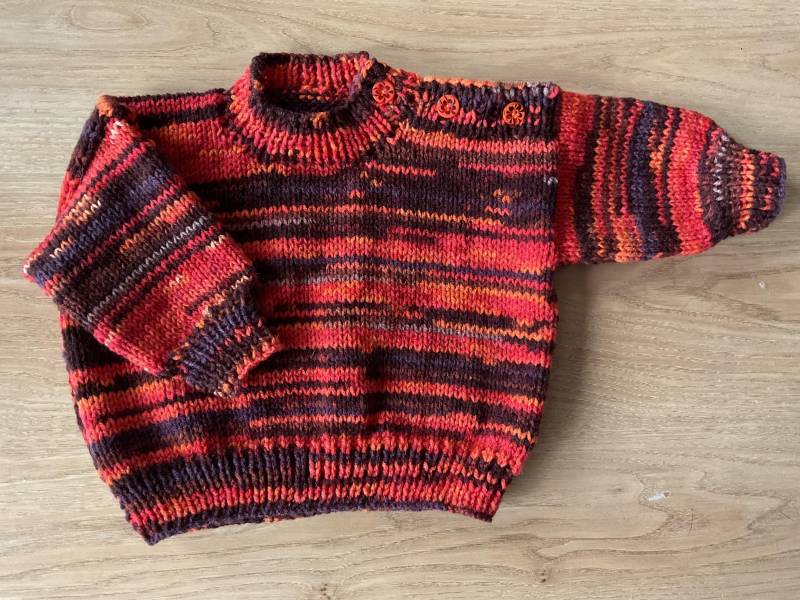 Hand Gestrickter Baby Pullover. 6-12 Monate Hand Gestrickter Baby Pullover. 6-12 Monate von BabyKnittingByIsabel
