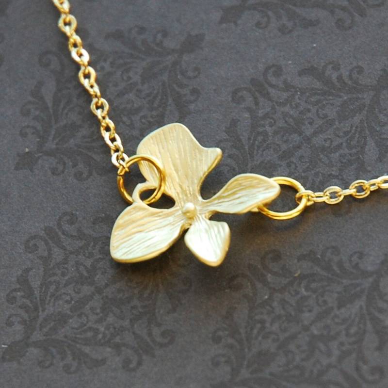 Gold Orchidee Halskette Gold Orchidee Halskette von BabyLovesPink