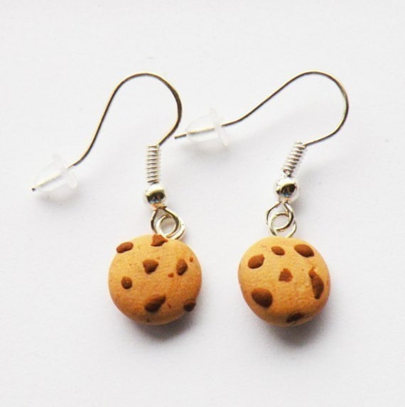 Handgemachte Chocolate Chip Cookie Ohrringe Handgemachte Chocolate Chip Cookie Ohrringe von BabyLovesPink