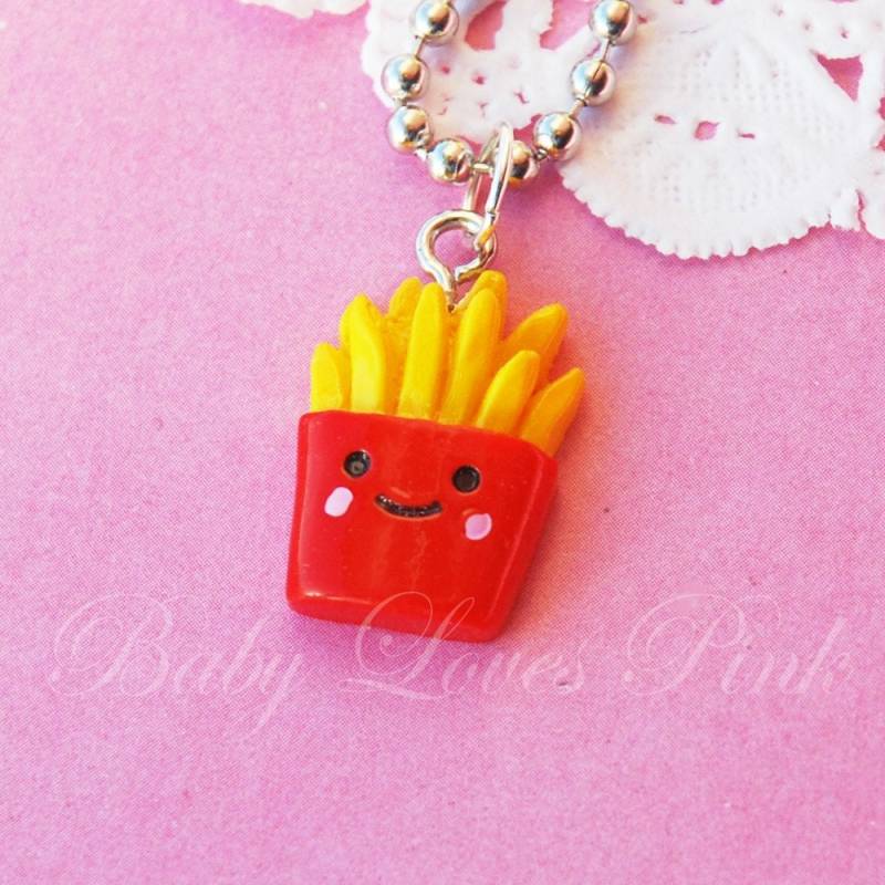 Kawaii Glückliche Pommes Halskette | D2C1 Kawaii Glückliche Pommes Halskette | D2C1 von BabyLovesPink