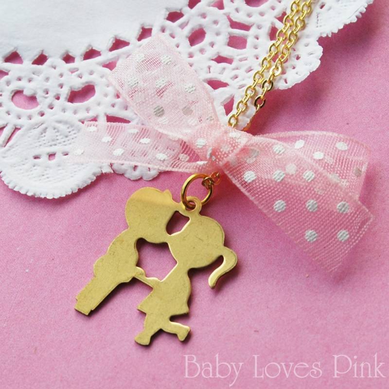 Küssende Paar Halskette Küssende Paar Halskette von BabyLovesPink