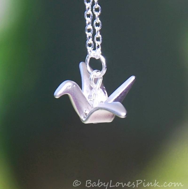 Origami Kranich Kristall Halskette | R4B-A1 Origami Kranich Kristall Halskette | R4B-A1 von BabyLovesPink