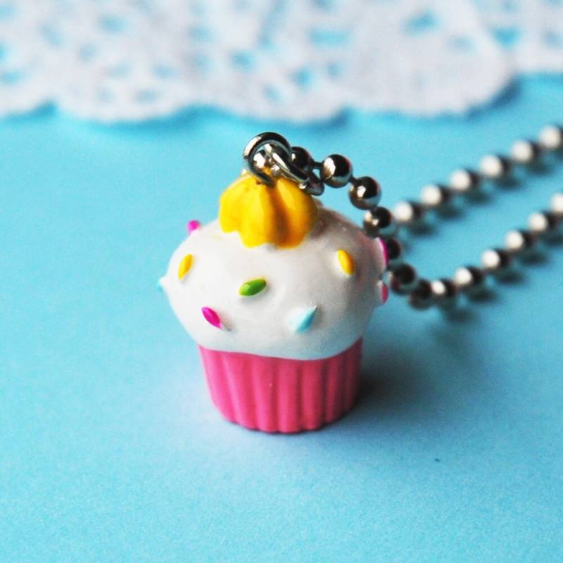 Rosa Cupcake Mit Zuckerglasur | D2A4 Rosa Cupcake Mit Zuckerglasur | D2A4 von BabyLovesPink
