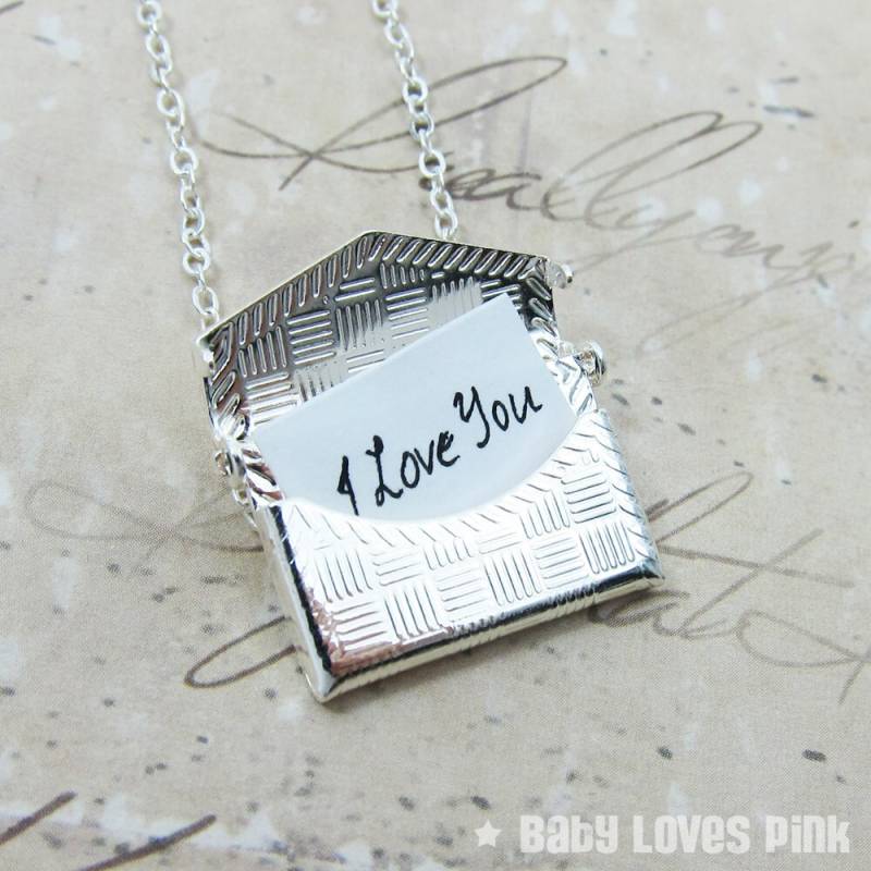 Silber Umschlag Medaillon Halskette - Schreiben Sie Ihre Eigene Notiz, Ich Liebe Dich, Etc. | T6 Silber Umschlag Medaillon Halskette - Schreiben Sie Ihre Eigene Notiz, Ich Liebe Dich, Etc. | T6 von BabyLovesPink