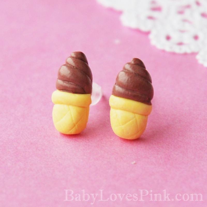 Soft Serve Icecream Ohrstecker - Schokoladengeschmack Soft Serve Icecream Ohrstecker - Schokoladengeschmack von BabyLovesPink