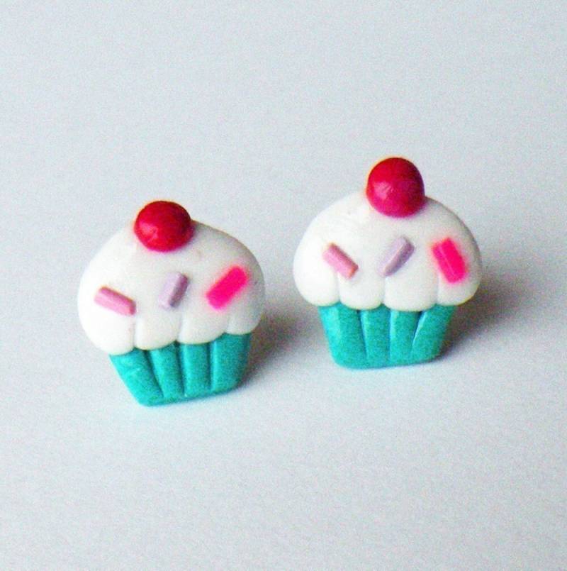Süße Blaue Cupcake Ohrstecker Süße Blaue Cupcake Ohrstecker von BabyLovesPink