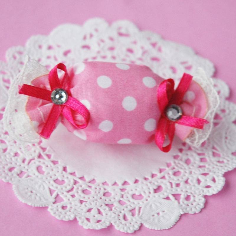 Süße Puffy Pink Candy Haarspange Süße Puffy Pink Candy Haarspange von BabyLovesPink