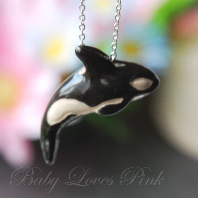 Wunderschöne Orca Wal Halskette | R3A Wunderschöne Orca Wal Halskette | R3A von BabyLovesPink