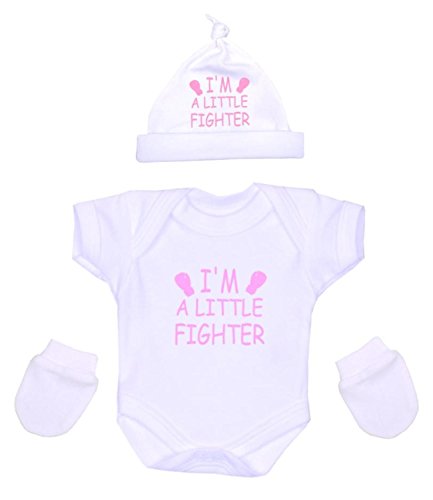 BabyPrem Frühchen Baby Body Hut Fäustlinge Set Mädchen 'Little Fighter' Kleidung 32-38cm ROSA P2 von BabyPrem