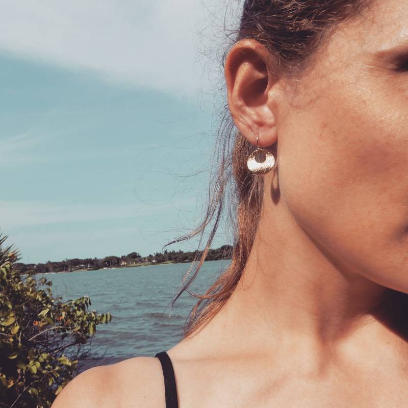 Vergoldete Stardust 14K Gold Filled Haken Elegant Funkelnde Ohrringe von BabyRuthinFlorida