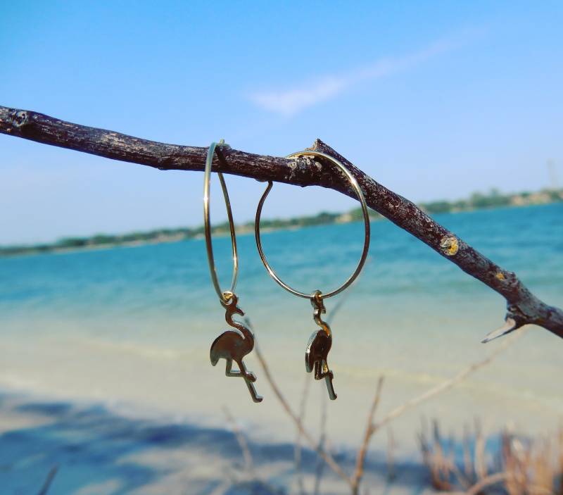 Zierliche 24Kt Glänzend Vergoldete Kleine Flamingo Ohrringe von BabyRuthinFlorida