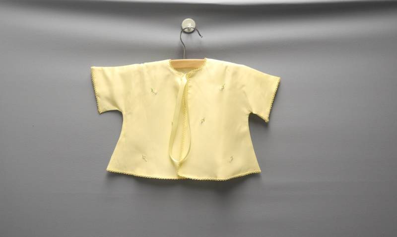 Vintage 1950S Gelbe Baby Jacke Und Mütze Set - Grösse 3-6 Monate von BabyTweeds