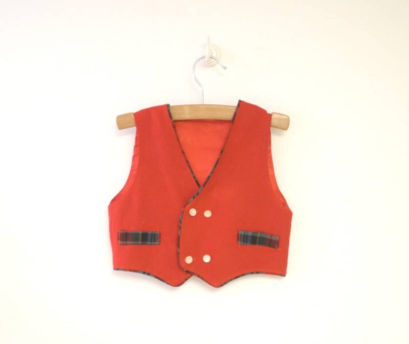 Vintage 1960S Handgefertigte Rote Babyweste - Größe 2T von BabyTweeds