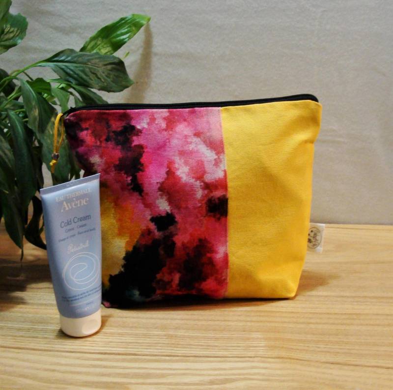 Kulturbeutel Fall Gelb Baby/Erwachsene Und Marmorierung, Rosa, Schwarz, Weiß von Babydoly