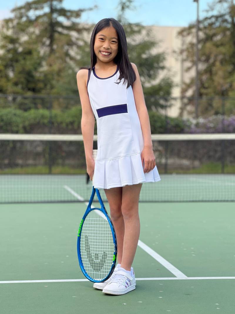 Mädchen Weißes Tenniskleid, Golfkleid, Tenniskleider, Badmintonkleid, Desginer Plissee Tenniskleid von BaceSportswear