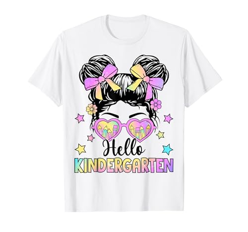 Hallo Kindergarten Messy Hair Bun Girl Zurück zur Schule T-Shirt von Back To School First Day Of School Kindergarten