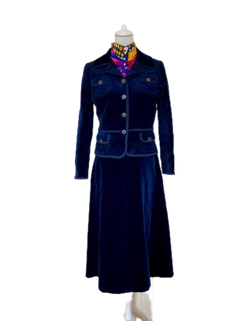 Designer Blazer Louis Féraud Samt Dunkelblau Vintage 70Er von BackToFutureFashion