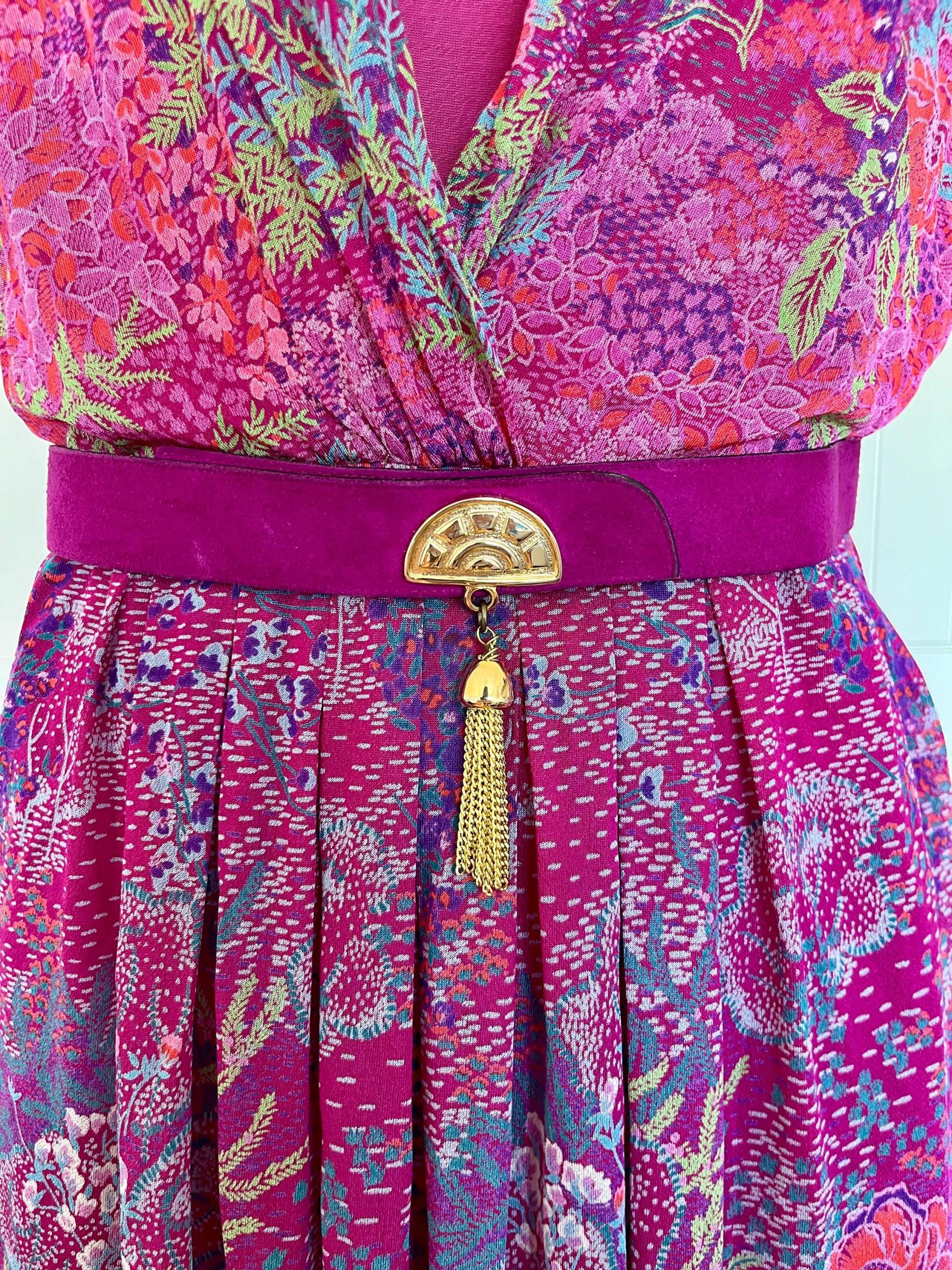 Designer Gürtel Louis Féraud Leder Lila Gold Vintage von BackToFutureFashion