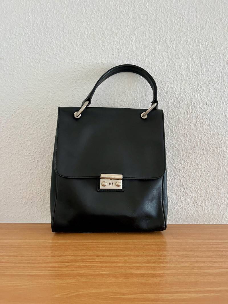 Goldpfeil Henkeltasche Leder Schwarz Silber Vintage 60-70Er von BackToFutureFashion