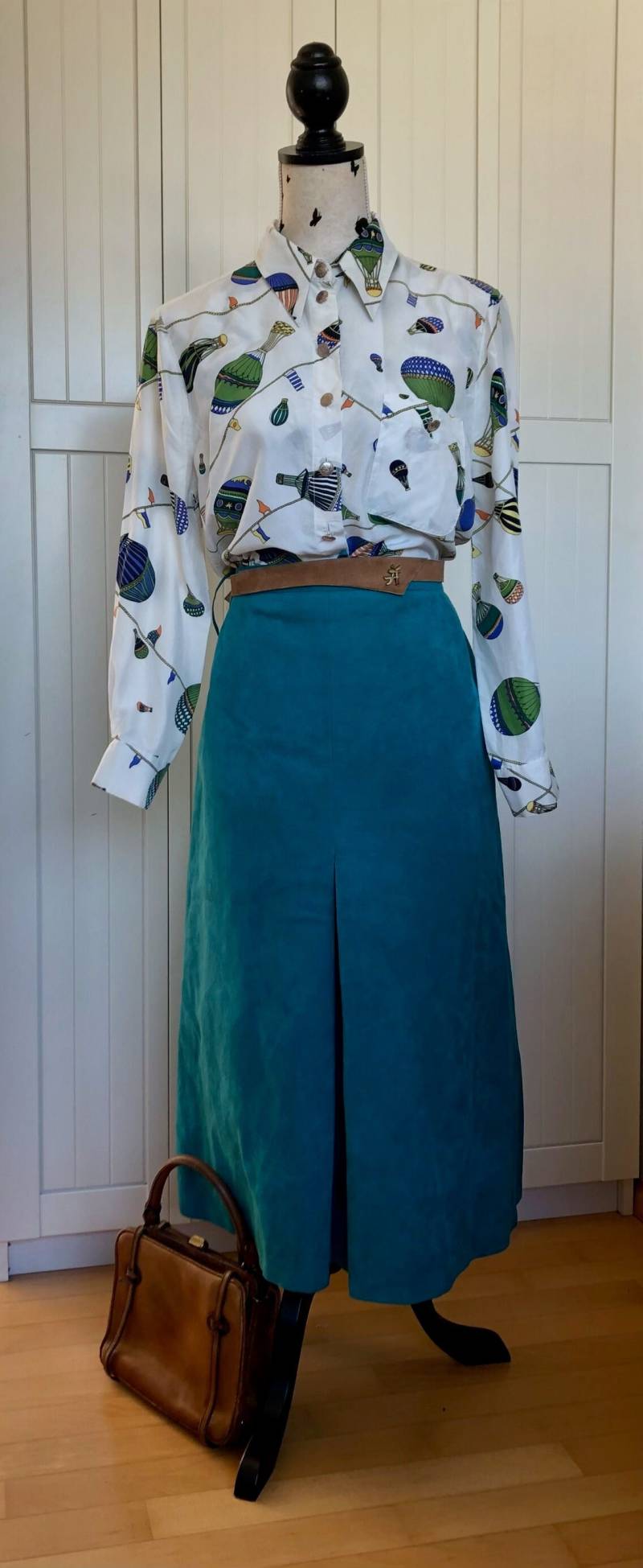 Original Vintage Designer Faltenrock Von Hans Erras, Alcantara, Türkis von BackToFutureFashion