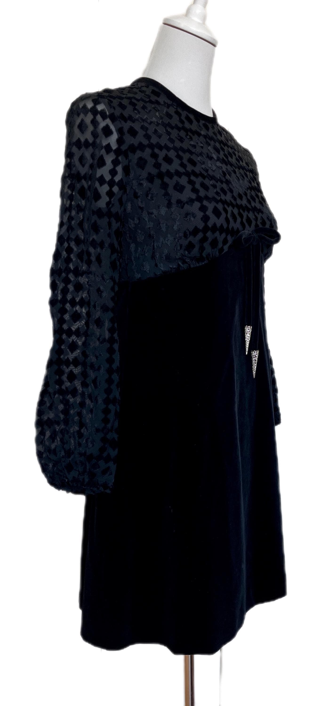 Vintage 60-70Er Cocktailkleid Samt Schwarz Silber von BackToFutureFashion