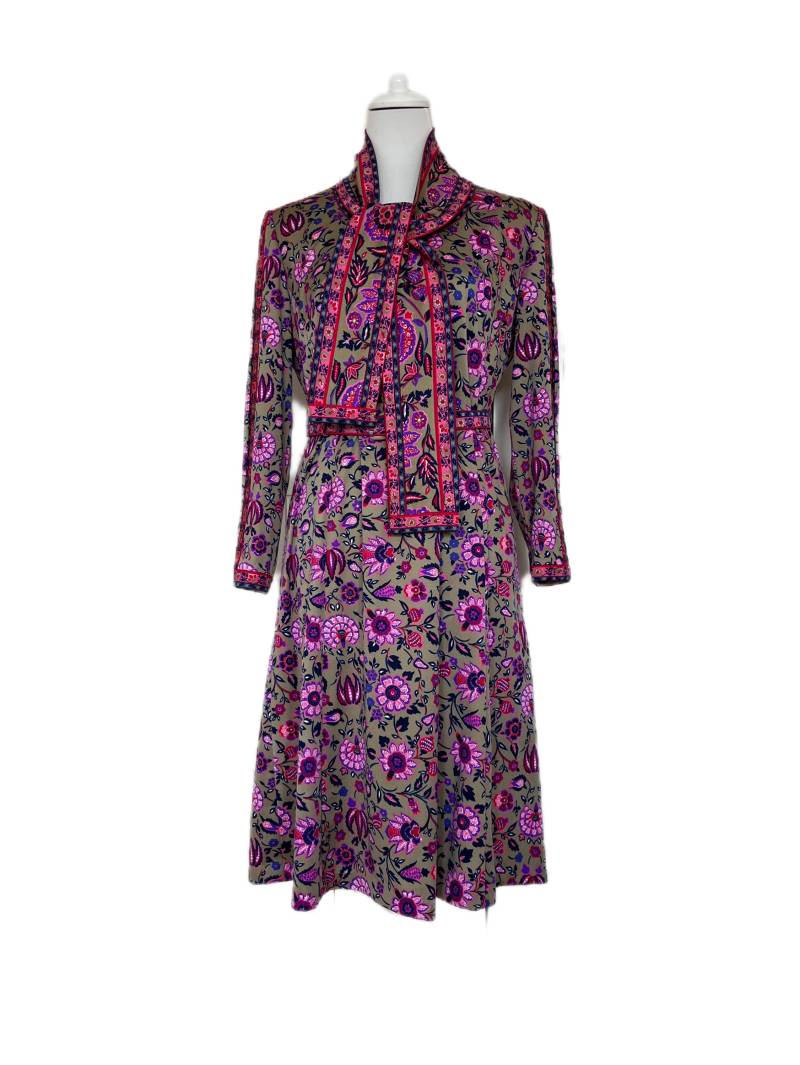 Vintage Kleid Schworm Modell Bunt von BackToFutureFashion