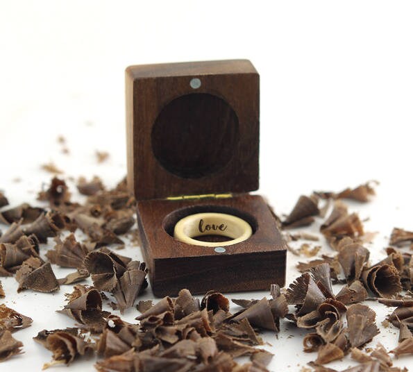 Einzigartige Ringbox Aus Holz, Ringbox, Ring Box Einzigartige Ringbox Aus Holz, Ringbox, Ring Box von BackToTheWoodsShop