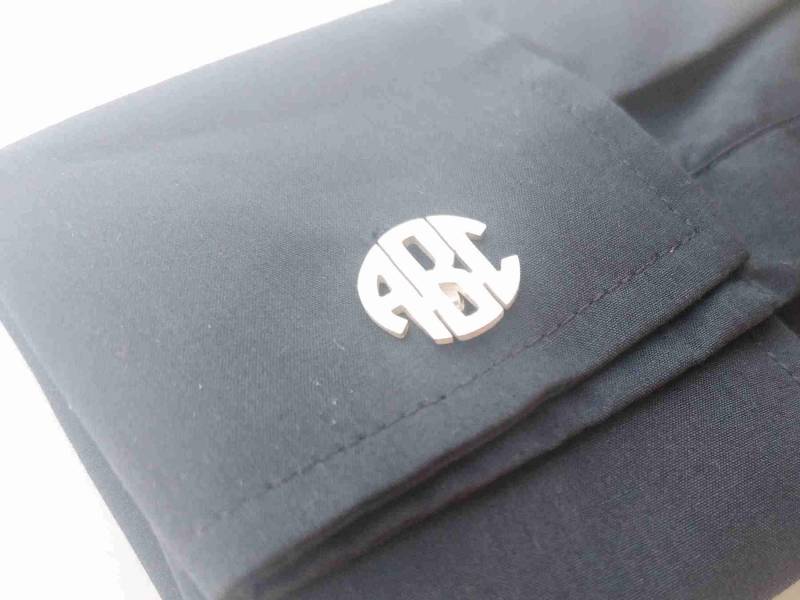 Drei Initialen Manschettenknöpfe Für Bräutigam, Hochzeit Manschettenknöpfe, Groomsmen Personalisierte Bräutigam Geschenk Von Der Braut, Ihn von BackZeroDesign