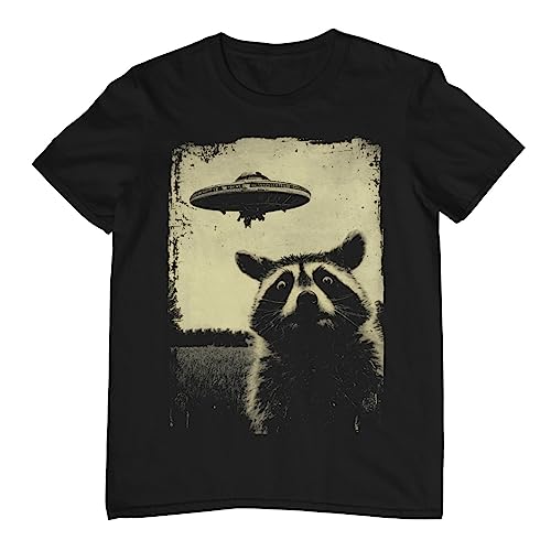 Bad Attitudes - Waschbär UFO T-Shirt - Raccoon Meme Alien Außerirdische - Weirdcore Aesthetic Outfit aus nachhaltiger Baumwolle (as3, Alpha, 4X_l, Regular, Regular) von Bad Attitudes