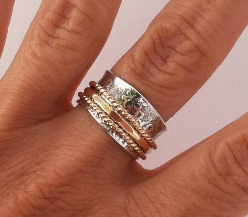 Frauen Spinner Ringe Silber Und Gold, Ring Für Angst, Spinning 14K Handgemachte Breite Band Frauen Spinner Ringe Silber Und Gold, Ring Für Angst, Spinning 14K Handgemachte Breite Band von BadBeeJewelry