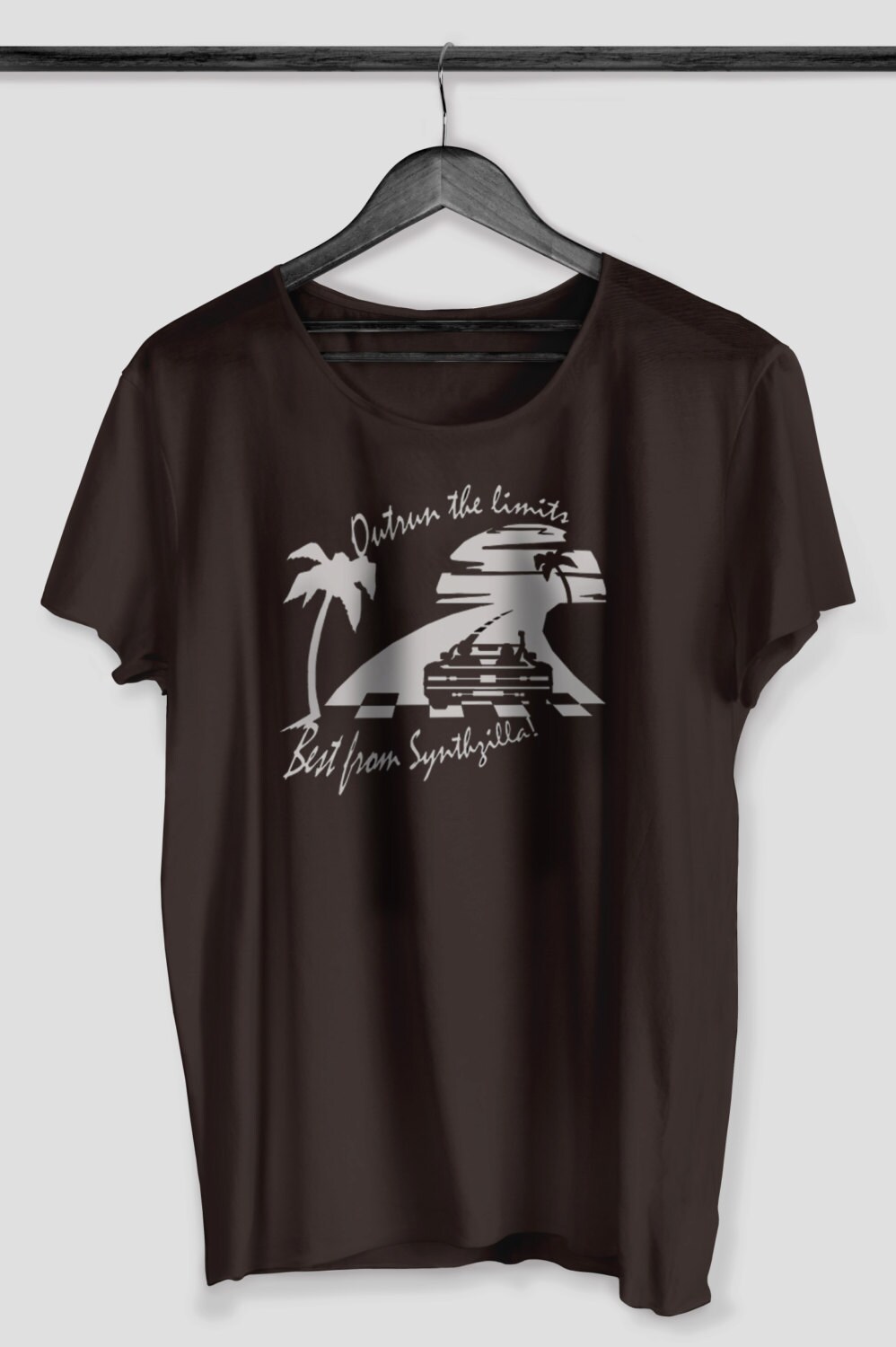Outrun Tshirt Silber Synthzilla Outrun Tshirt Silber Synthzilla von BadTasteFactory
