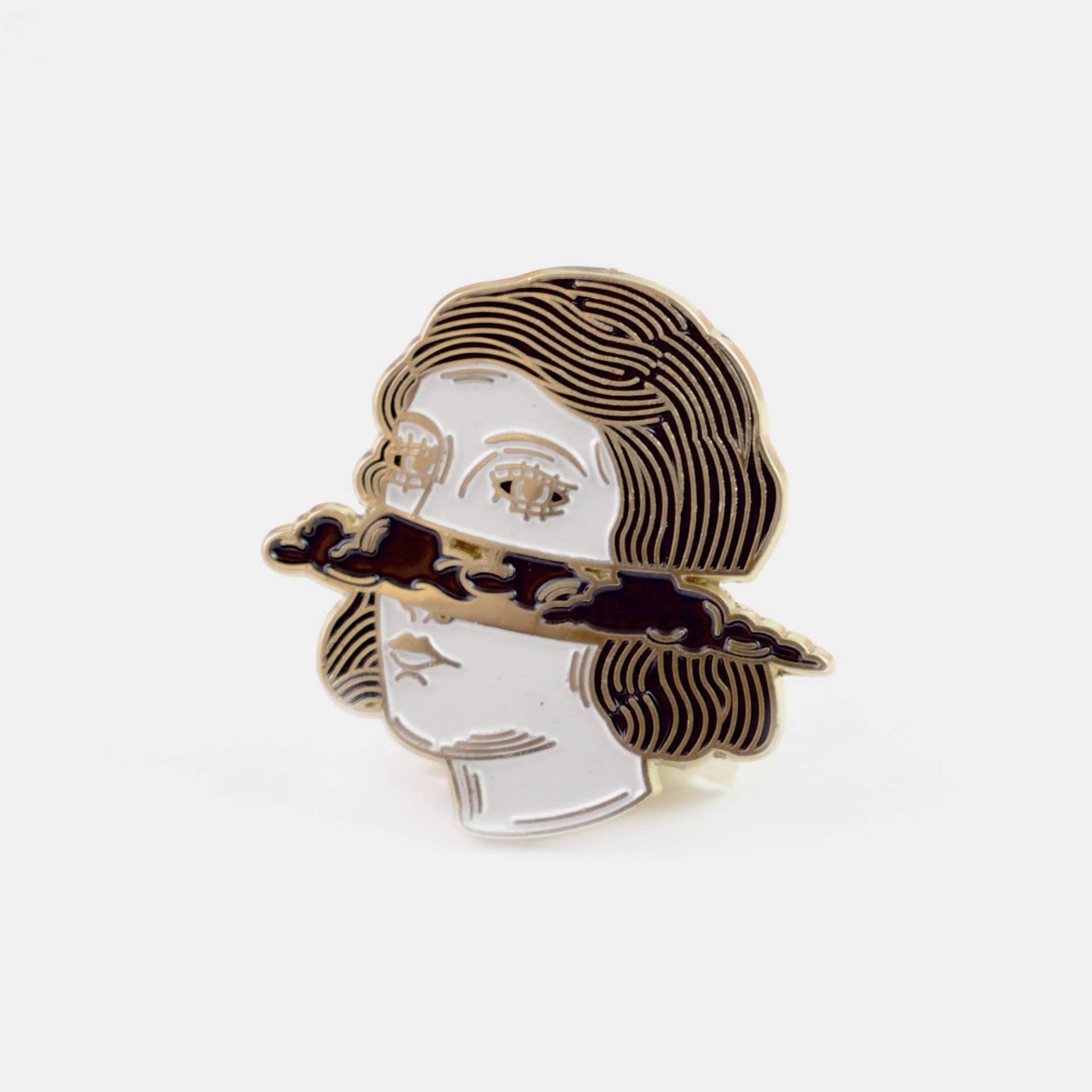 Wolke Emaille Pin // Frau Anstecker Anstecknadel Geschenkideen von BadaboomStudio