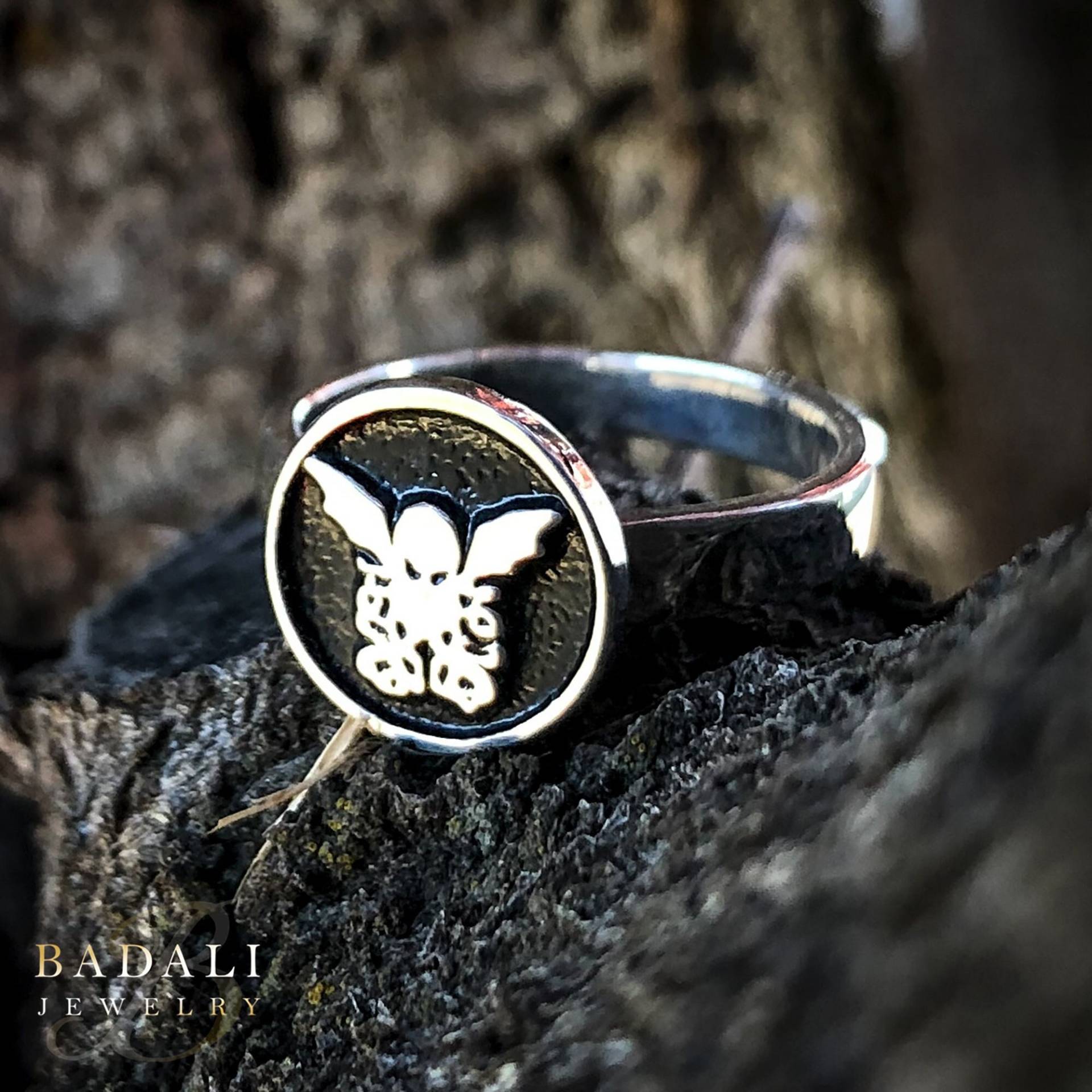 Runder Cthulhu Ring, Hp Lovecrafts Call Of Inspiriert Schmuck, Sterling Silber Siegelring, Us-Größen 4 - 20, Kostenloser Us-Versand von BadaliJewelry