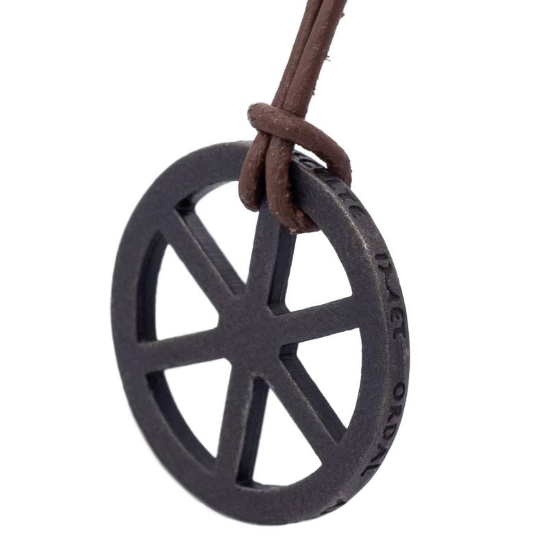 "Tehlu's Iron Wheel Aus Der "Chicronic"-Serie Von Patrick Rothfuss, Chronist's Anhänger, Lizensierter Name Des Windes." von BadaliJewelry