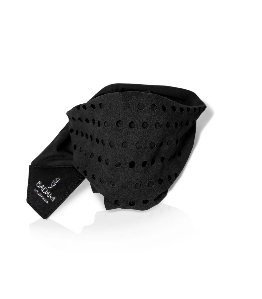 Handgefertigter Lederschal - Unisex Verstellbares Halstuch Für Festivals, Steampunk, Cosplay, Burning Man Und Alternative Mode Handgefertigter Lederschal - Unisex Verstellbares Halstuch Für Festivals, Steampunk, Cosplay, Burning Man Und Alternative Mode von Badamiandco