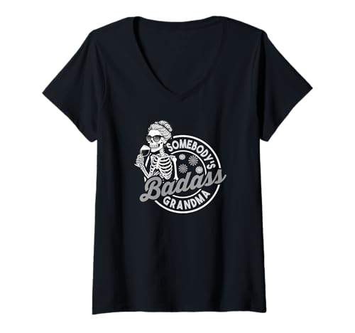 Damen Retro Lustiges Badass Oma Skelett mit Weinglas-Stil T-Shirt mit V-Ausschnitt Damen Retro Lustiges Badass Oma Skelett mit Weinglas-Stil T-Shirt mit V-Ausschnitt von Badass Grandma Retro Humor Wine Lover Designs