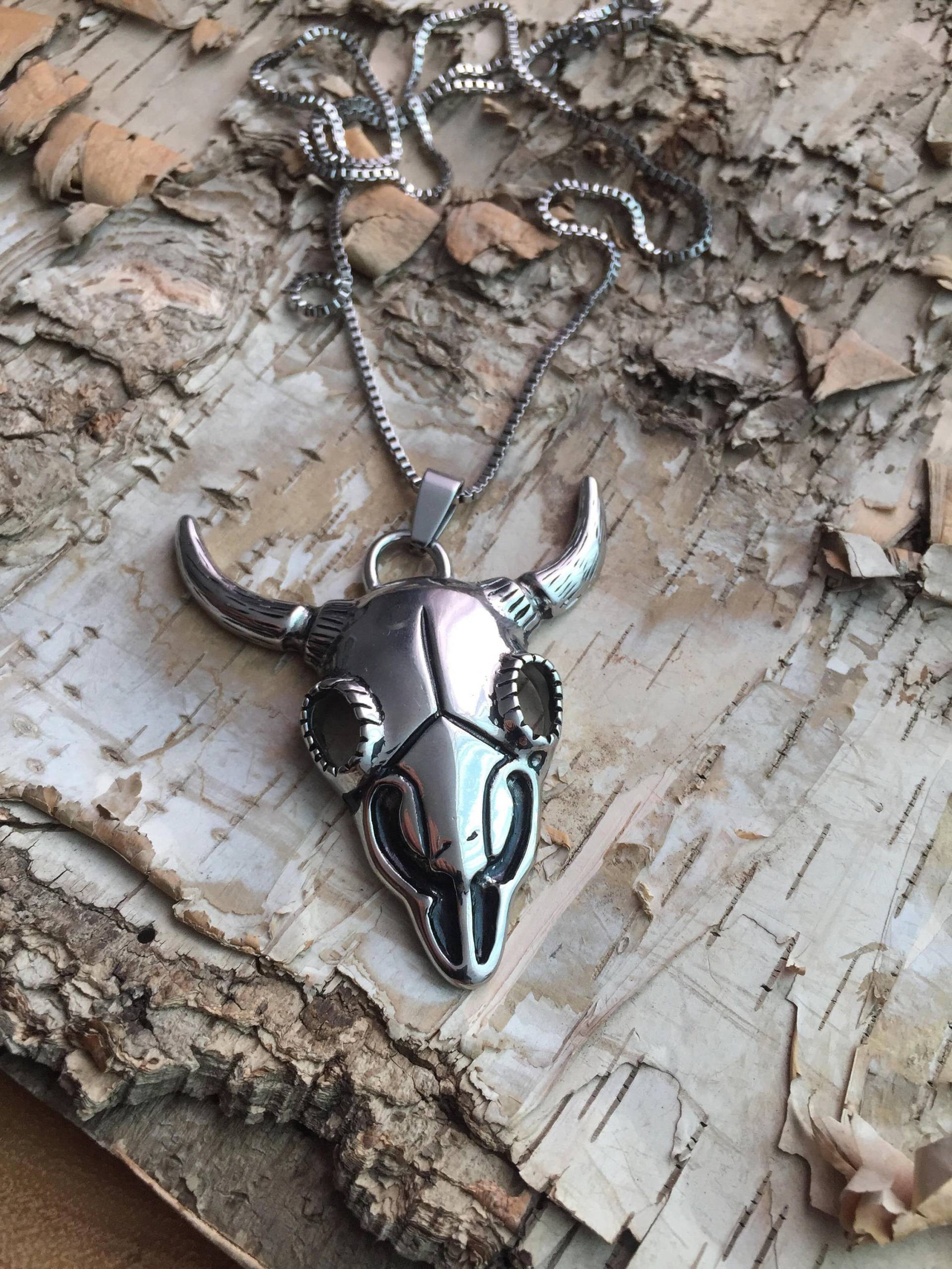Cowboy Halskette, Totenkopf Schmuck, Stierkopf Skull Herren Schmuck Für Männer, Gothic Longhorn Anhänger, Kuhschädel von BadassjewelryToronto