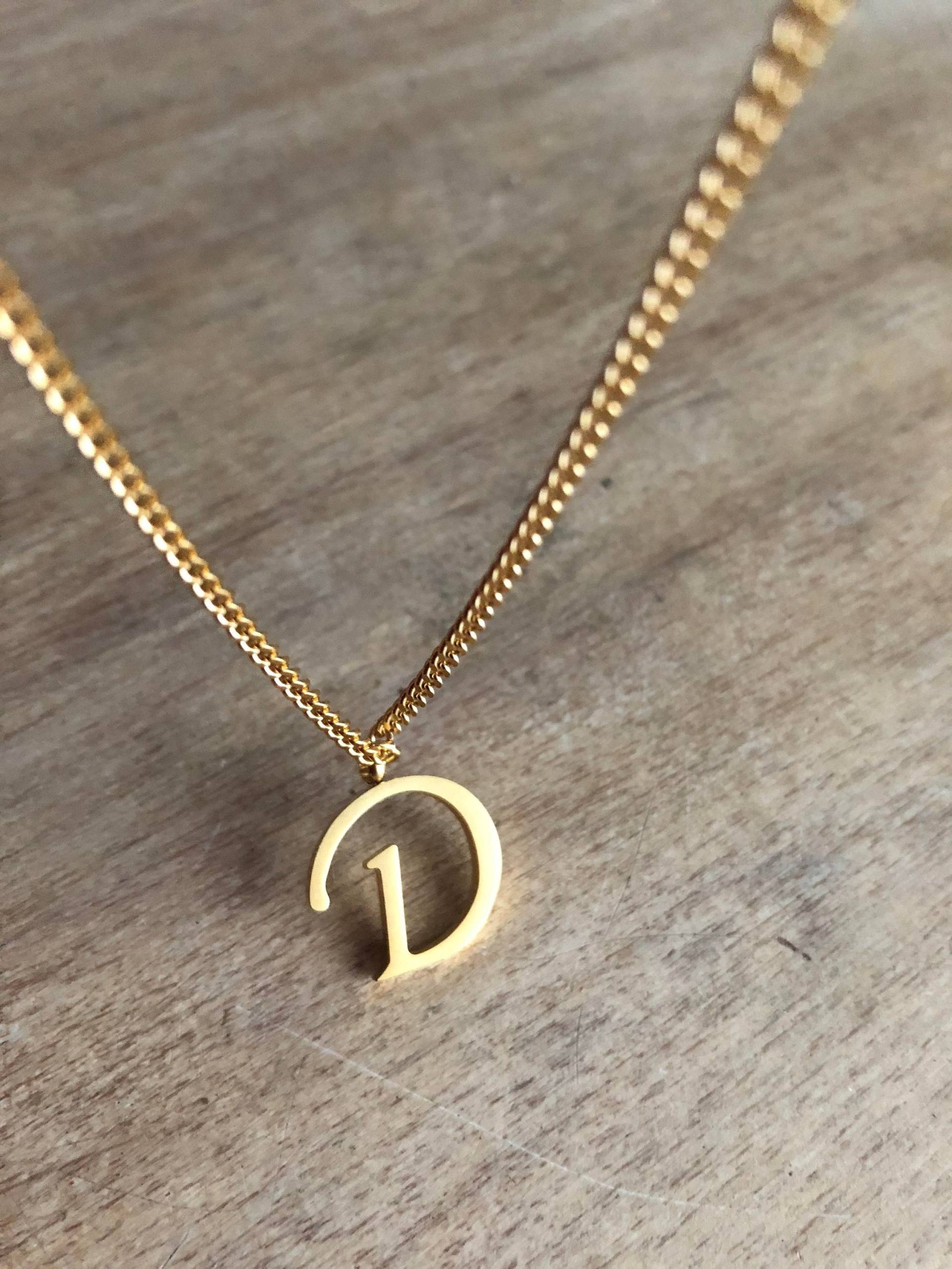 Gold Monogramm Halskette, Buchstabe D, Namenskette, Buchstaben Halskette, Perlenkette, Geschenk Für Sie, Freundschaft Initial von BadassjewelryToronto