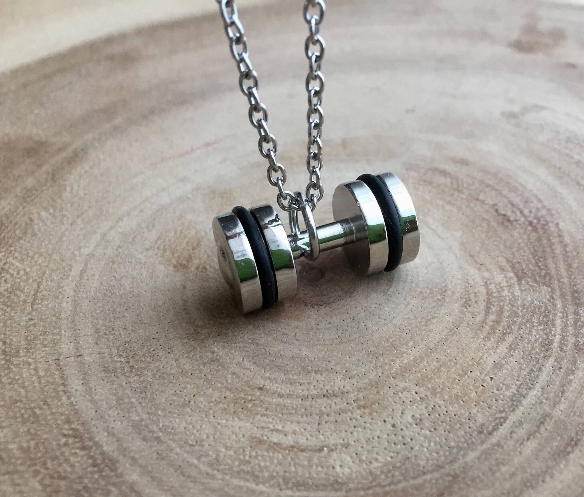 Gym Schmuck, Hantel Halskette, Starker Sport Schmuck, Gewichtheber Sportler Anhänger, Herren Geschenk Für Ihn von BadassjewelryToronto