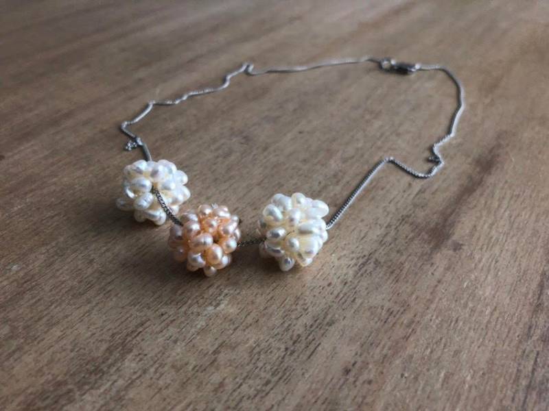 Perlenkette, Rosa Perle, Schwimmende Brautjungfern Geschenk, Hochzeit Partei Gefälligkeiten, Gruppierte Perlen, Brautschmuck, Blumenmädchen Halskette von BadassjewelryToronto