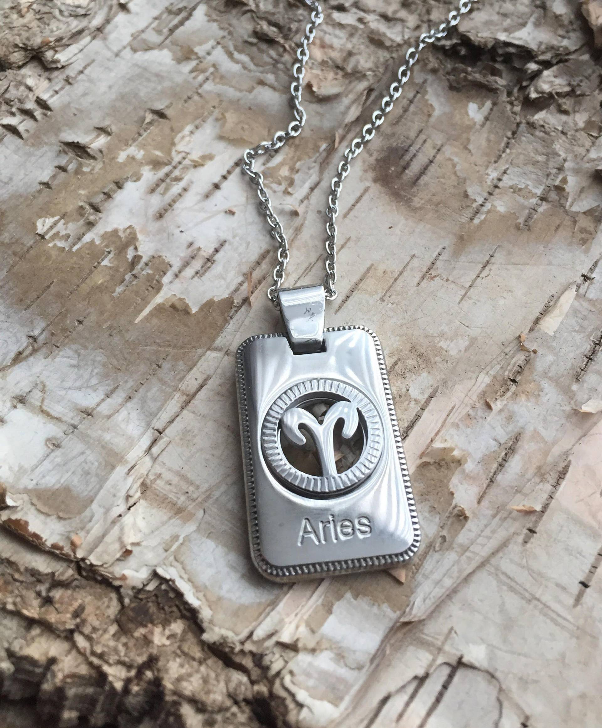 Widder Sternzeichen, Sternzeichen Halskette, Herren Schmuck, Astrologie April Geburtstag, März Sigh, Geburtstagsgeschenk von BadassjewelryToronto