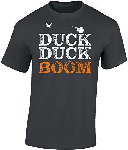 Jäger T-Shirt Männer - Duck Duck Boom - Geschenk für Jäger - Jagd Tshirt Herren - Jäger Kleidung Jagd Zubehör (Dark Grey XL) von Baddery