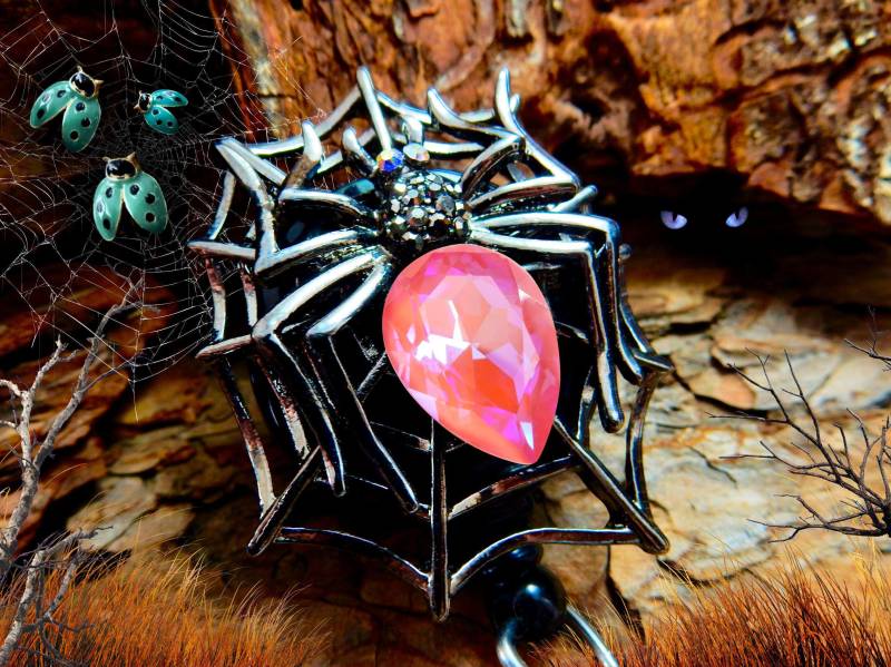 Badge Reel Halloween - Spinne Strass Einziehbarer Ausweishalter Für Beschäftigte Im Etikette & Professionals von BadgeAlleybyGerAnne