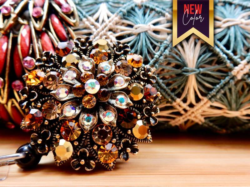 Bling Krankenschwester Ausweishalter Mit Funkelnden Strasssteinen, Stilvoller Id-Clip Für Büroangestellte, Lehrer Oder Rn, Abschlussgeschenkidee Bling Krankenschwester Ausweishalter Mit Funkelnden Strasssteinen, Stilvoller Id-Clip Für Büroangestellte, Lehrer Oder Rn, Abschlussgeschenkidee von BadgeAlleybyGerAnne