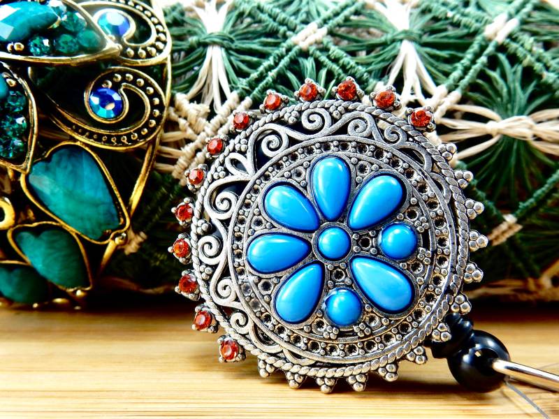 Boho Style Badge Halter, Versenkbare Reel, Id Geschenk Für Krankenschwester, Rn Reel Boho Style Badge Halter, Versenkbare Reel, Id Geschenk Für Krankenschwester, Rn Reel von BadgeAlleybyGerAnne