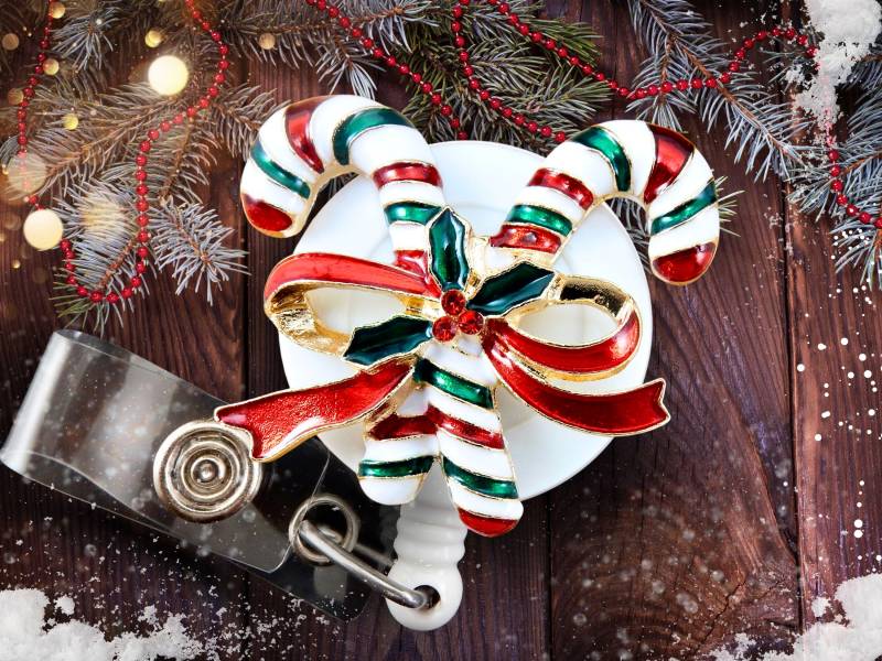 Candy Cane Ausweisrolle - Urlaub Strass Einziehbarer Ausweishalter Für Krankenschwestern von BadgeAlleybyGerAnne