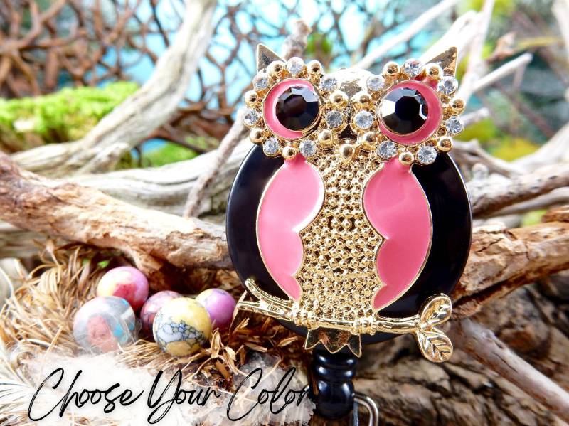 Eule Abzeichen Reel, Abziehbarer Abzeichenhalter, Clip Strass, Tierabzeichen Pull, Krankenschwester Abschluss Geschenk von BadgeAlleybyGerAnne